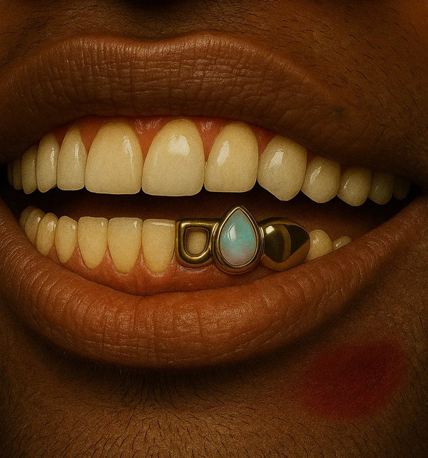 3 Teeth: Opal Fang 3 Piece With Open Face image 0
