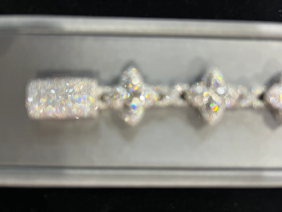 Fully Flooded Marquise Clover Bracelet image 2