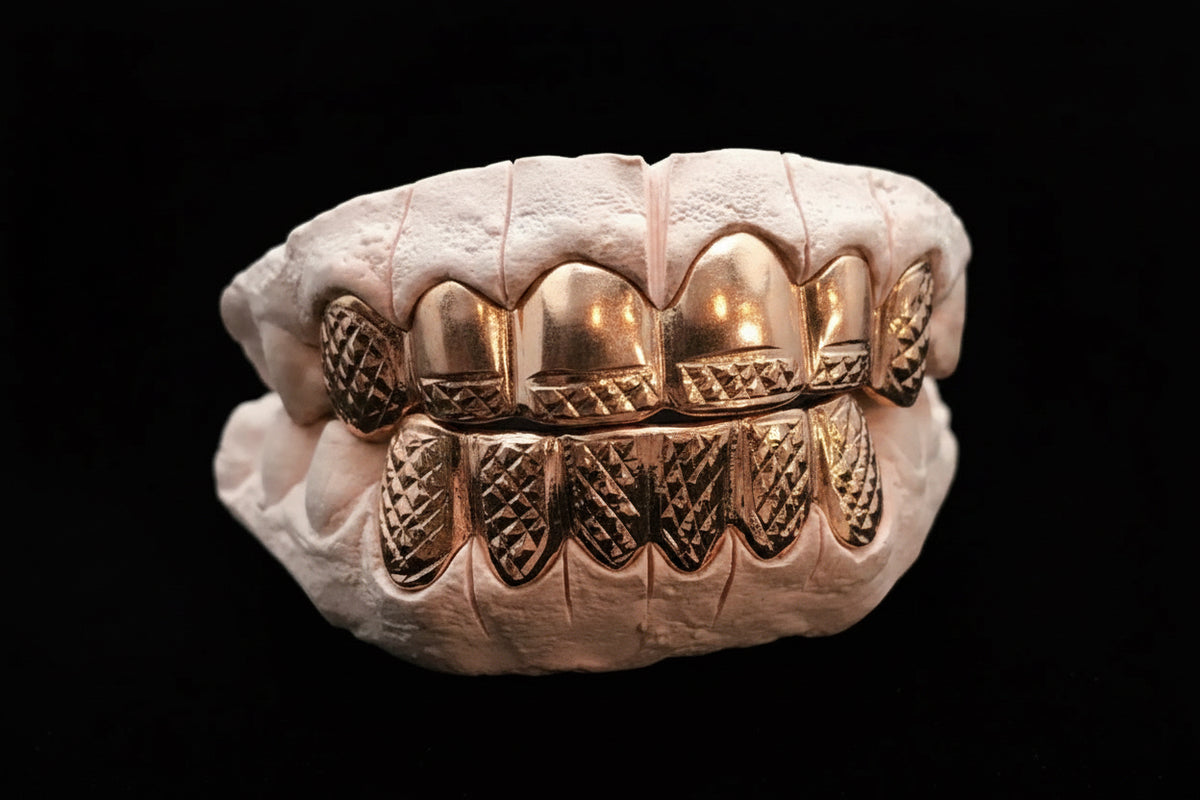 Gold 12pcs 6 Tops & 6 Bottom Set 10k with Daimond Cuts image 0